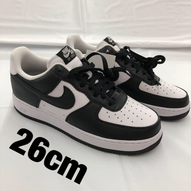 NIKE エアフォース1 パンダ