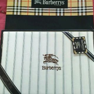 BURBERRY - クイックシーツの通販 by タル's shop｜バーバリーならラクマ