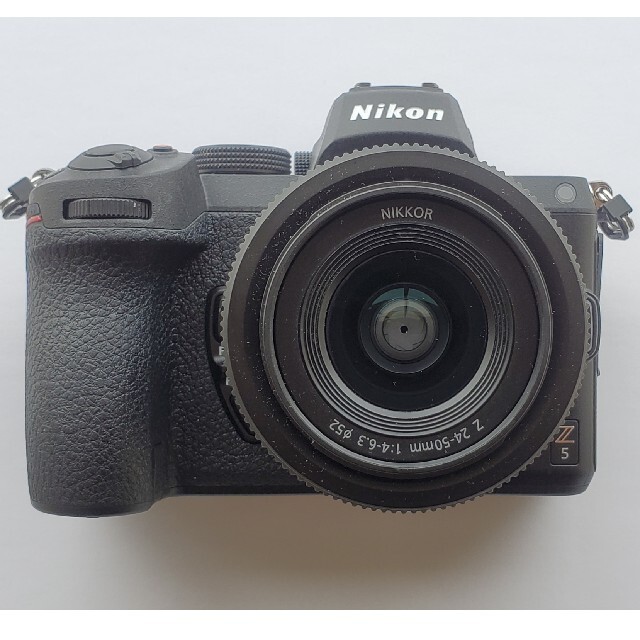 Nikon(ニコン)のNikon Z5 24-50 レンズキット 保証書付き スマホ/家電/カメラのカメラ(ミラーレス一眼)の商品写真