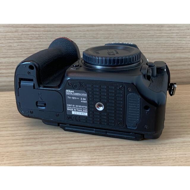 Nikon  DXフォーマットデジタル一眼レフカメラ D500