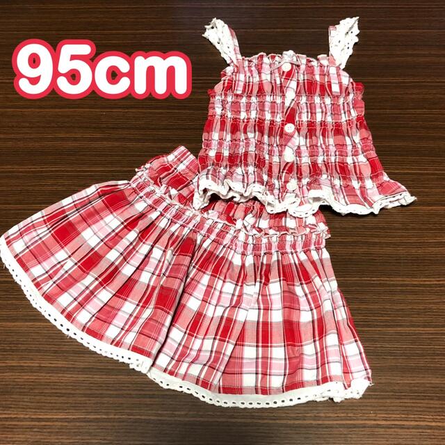 西松屋(ニシマツヤ)のセットアップ♡女の子 95cm ワンピース＊赤✕白 キッズ/ベビー/マタニティのキッズ服女の子用(90cm~)(ワンピース)の商品写真