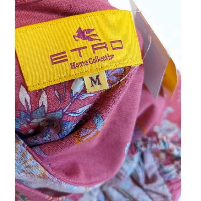 ETRO(エトロ)のエトロ   レディース   パジャマ  未使用品  ETRO レディースのルームウェア/パジャマ(パジャマ)の商品写真