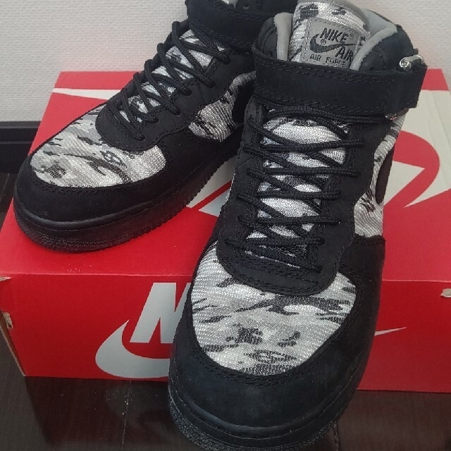 NIKE AIR FORCE X MID "RECON"