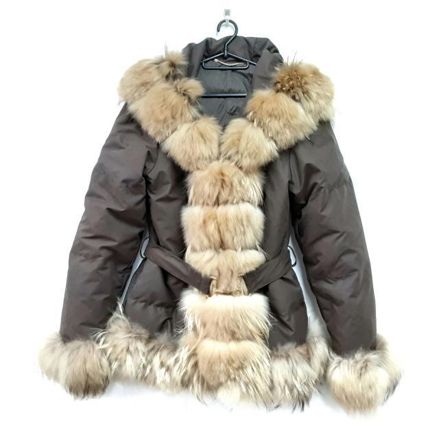 Blumarine(ブルマリン)のブルマリン ダウンコート サイズ40 M美品  レディースのジャケット/アウター(ダウンコート)の商品写真