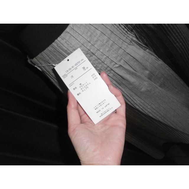 TOMORROWLAND(トゥモローランド)の未使用トゥモローランド コレクション フレアスカート38グラデーション レディースのスカート(ひざ丈スカート)の商品写真