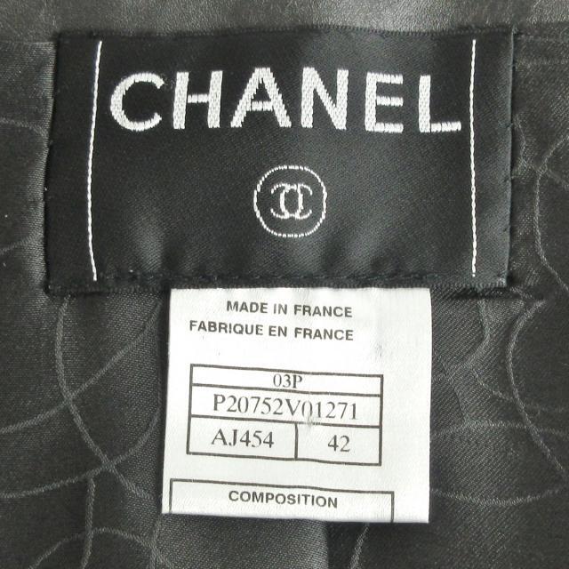 CHANEL(シャネル)のシャネル ジャケット サイズ42 L P20752 レディースのジャケット/アウター(その他)の商品写真