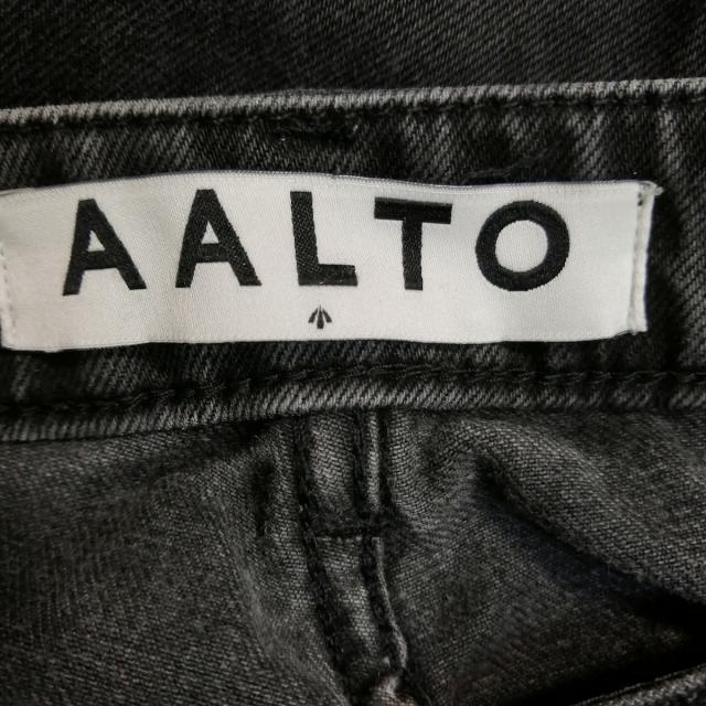 AALTO(アールト)のアールト ジーンズ サイズ36 S レディース レディースのパンツ(デニム/ジーンズ)の商品写真