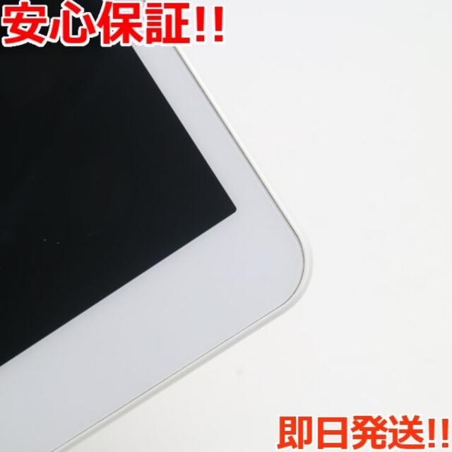 京セラ(キョウセラ)の超美品 au Qua tab 01 KYT31 ホワイト  スマホ/家電/カメラのPC/タブレット(タブレット)の商品写真