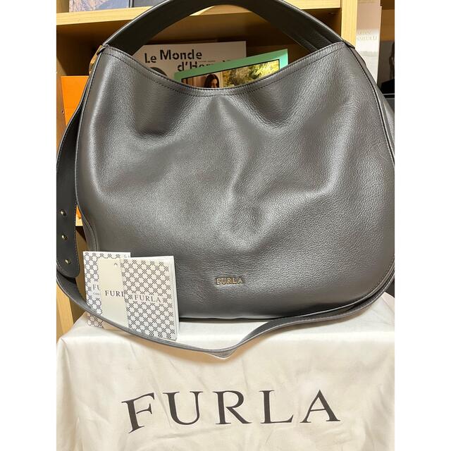 値下げ。FURLA フルラ ショルダーバッグ