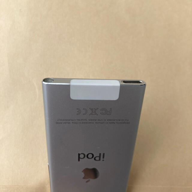 iPod(アイポッド)のiPod nano 第7世代 16GB スマホ/家電/カメラのオーディオ機器(ポータブルプレーヤー)の商品写真