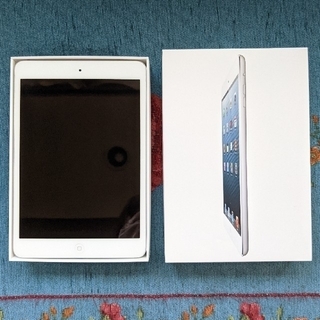 iPad - iPad mini4 Wi-Fi+Cellular 16GB SIMフリー 中古の通販 by 