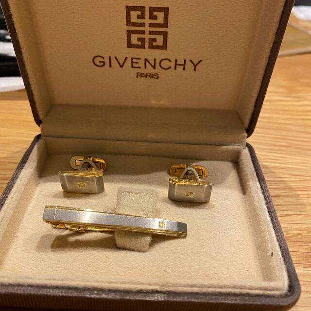 GIVENCHY　カフス