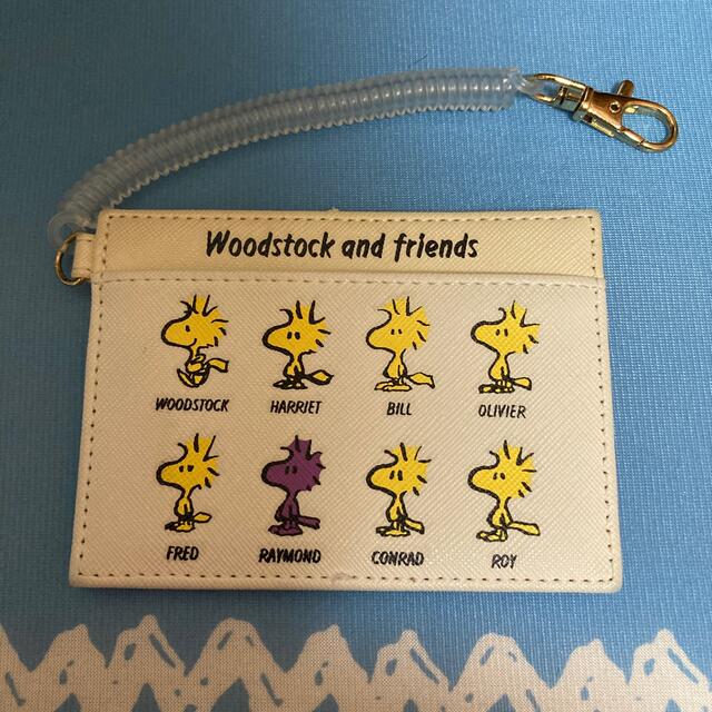 PEANUTS(ピーナッツ)のWoodstock and  friends(ウッドストックと仲間パスケース) レディースのファッション小物(名刺入れ/定期入れ)の商品写真