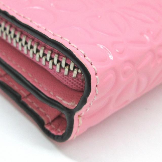 ロエベ 2つ折り財布美品 ピンク レザー ロエベ 2つ折り財布美品 ピンク レザー