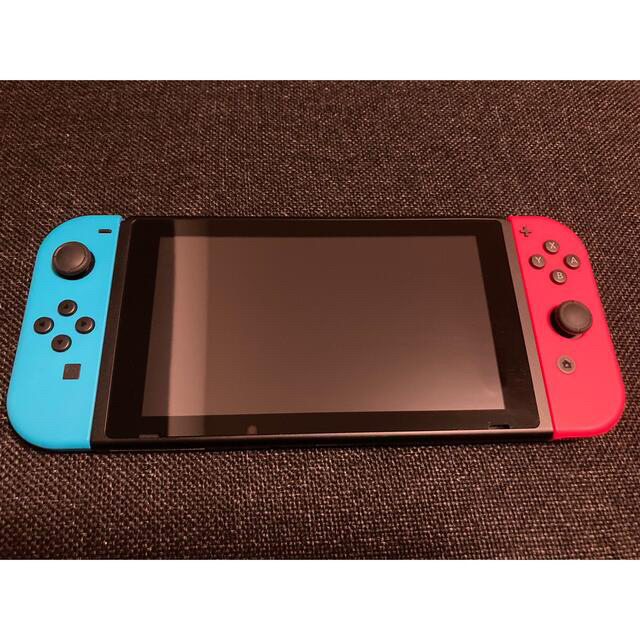 Nintendo Switch(ニンテンドースイッチ)のNintendo Switch ネオンブルー/ネオ プロコンその他おまけ付き エンタメ/ホビーのゲームソフト/ゲーム機本体(家庭用ゲーム機本体)の商品写真