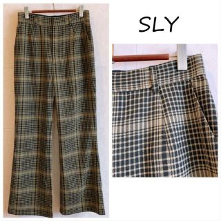 スライ(SLY)の美品★SLY チェックパンツ　S(カジュアルパンツ)