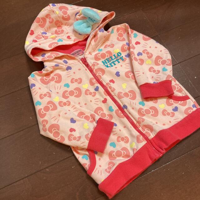 サンリオ(サンリオ)のHELLO KITTY パーカー 90 キッズ/ベビー/マタニティのキッズ服女の子用(90cm~)(ジャケット/上着)の商品写真