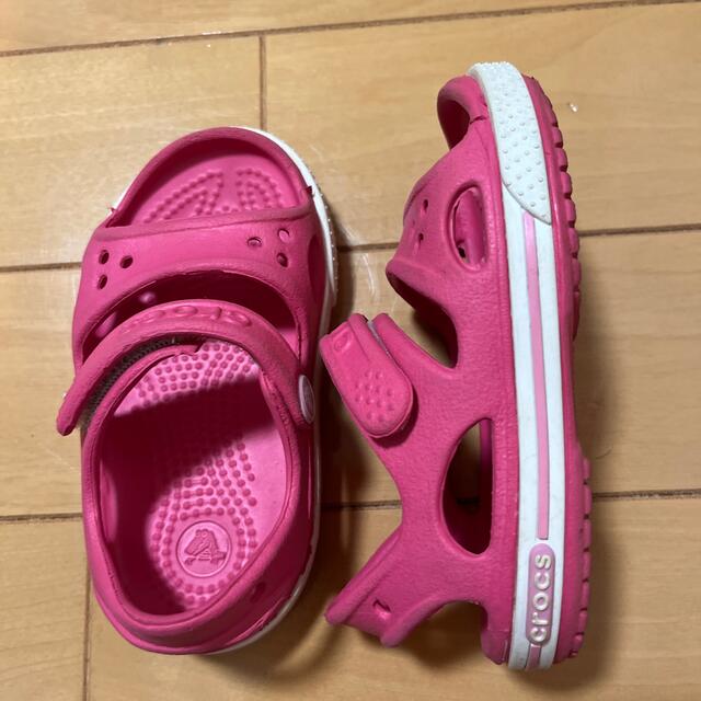 crocs(クロックス)のCROCS キッズ/ベビー/マタニティのベビー靴/シューズ(~14cm)(サンダル)の商品写真