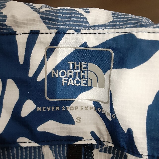 THE NORTH FACE(ザノースフェイス)の✨大人気✨ THE NORTH FACE(ザノースフェイス) ナイロンジャケット レディースのジャケット/アウター(ナイロンジャケット)の商品写真