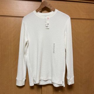 ユニクロ　ワッフルクルーネックＴ（長袖）　オフホワイト　新品(Tシャツ/カットソー(七分/長袖))