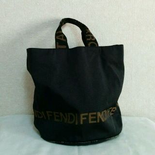 FENDI - 正規品フェンディ☆ナイロントートバッグの通販 by りん's