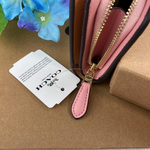 COACH(コーチ)の COACH コーチ 財布 レディース 新品 未使用 二つ折り財布 チューリップ レディースのファッション小物(財布)の商品写真