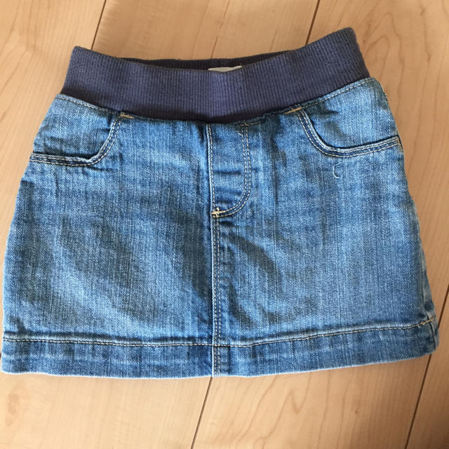 Old Navy(オールドネイビー)のオールドネイビー デニムスカート 3T 95 OLDNAVY キッズ/ベビー/マタニティのキッズ服女の子用(90cm~)(スカート)の商品写真