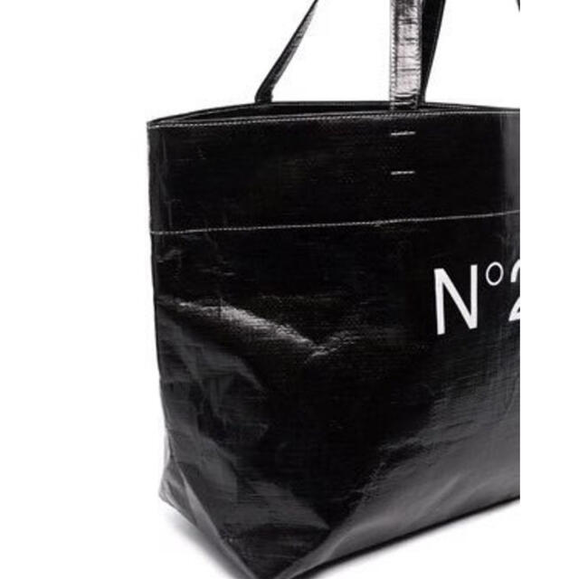 ヌメロヴェントゥーノ N21 ロゴ グラデーション 縦型 ショッパー