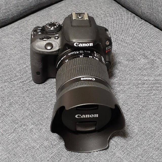 Canon(キヤノン)のCanon eos kiss X7  レンズEF-S18-55mm スマホ/家電/カメラのカメラ(デジタル一眼)の商品写真