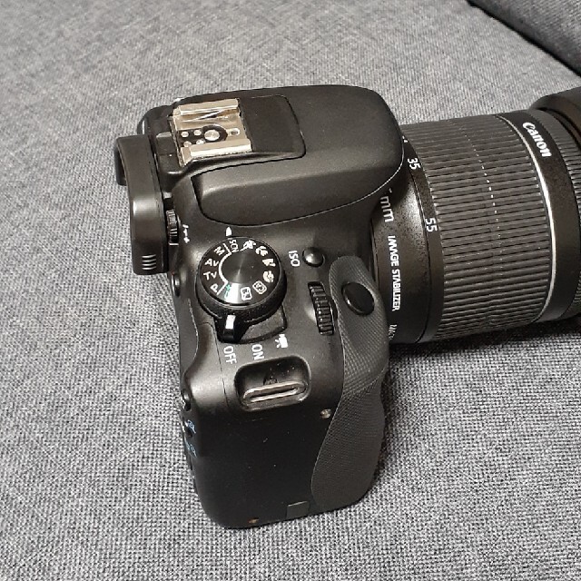 Canon(キヤノン)のCanon eos kiss X7  レンズEF-S18-55mm スマホ/家電/カメラのカメラ(デジタル一眼)の商品写真