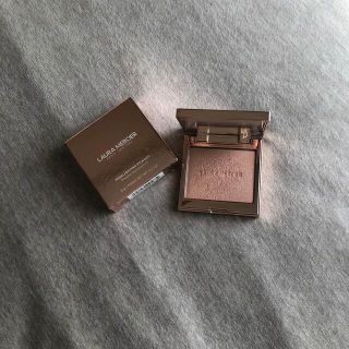 ローラメルシエ(laura mercier)のローラメルシエ　ローズグロウイルミネーター(フェイスカラー)