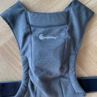 エルゴベビー(Ergobaby)の【期間限定値下げ】エルゴベビー　エンブレース(抱っこひも/おんぶひも)