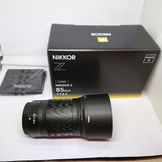 Nikon - 極美品 NIKKOR Z 85mm f/1.8 S