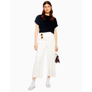 トップショップ(TOPSHOP)のTOPSHOP パンツ　センタープレス　スラックス　S(カジュアルパンツ)