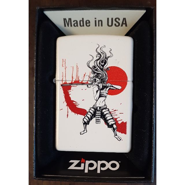 ZIPPO(ジッポー)の珍品 ZIPPO ジッポー サムライガール with ブラッド・レッドサン メンズのファッション小物(タバコグッズ)の商品写真