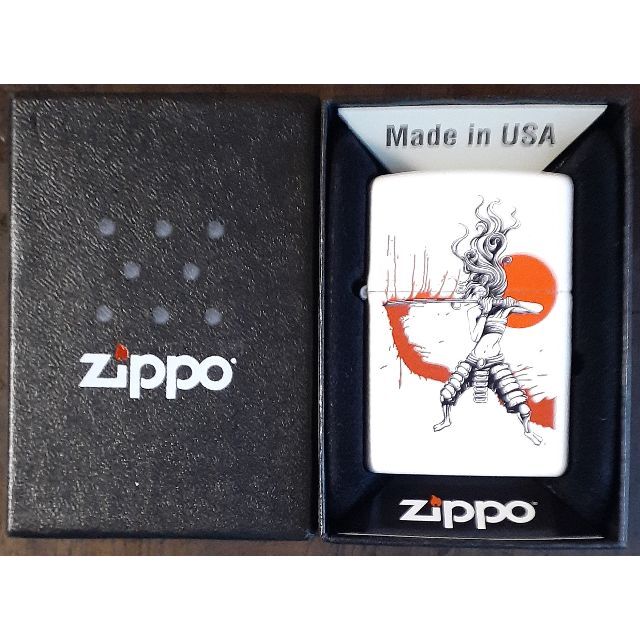 ZIPPO(ジッポー)の珍品 ZIPPO ジッポー サムライガール with ブラッド・レッドサン メンズのファッション小物(タバコグッズ)の商品写真
