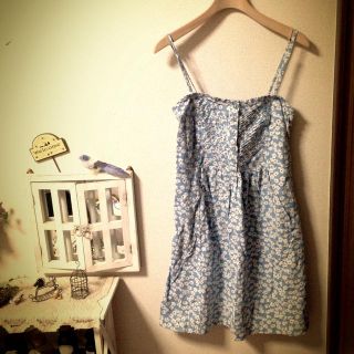 フォーエバートゥエンティーワン(FOREVER 21)のForever21♡ブルー花柄ワンピ♡(ひざ丈ワンピース)