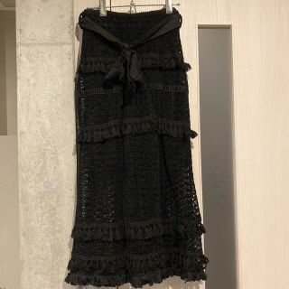 スナイデル(SNIDEL)の新品♡snidelフリンジスリットスカート 黒 透け感(ロングスカート)