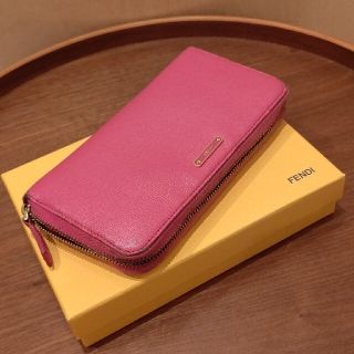 FENDI - FENDI ラウンドファスナー 財布 レディースの通販 by しほ 's