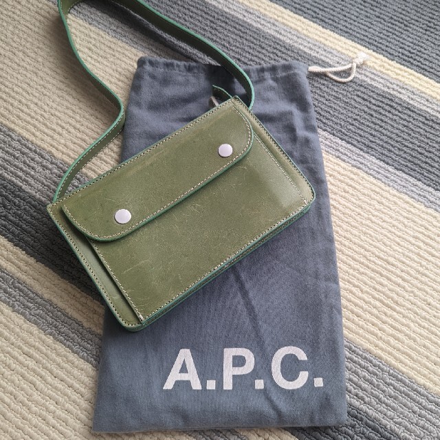 A.P.C ミニバッグ