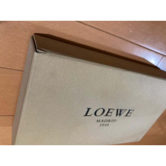 LOEWE(ロエベ)の値下げ　LOEWE ロエベ　長財布 レディースのファッション小物(財布)の商品写真