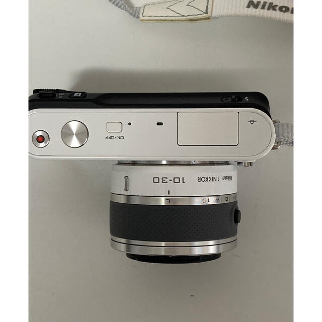 Nikon(ニコン)のニコン1j1 スマホ/家電/カメラのカメラ(ミラーレス一眼)の商品写真