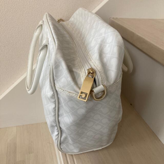 GHERARDINI(ゲラルディーニ)のゲラルディーニ　ハンドバッグ　白 レディースのバッグ(ハンドバッグ)の商品写真