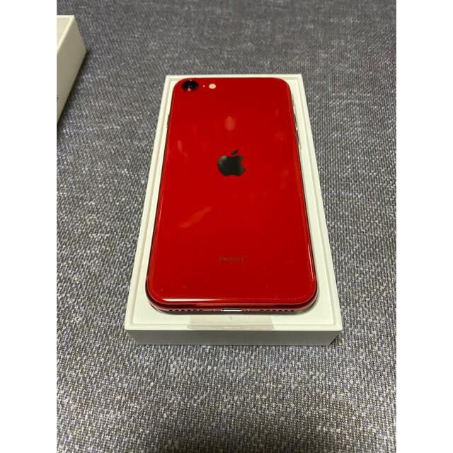 iPhone se 3 赤　64GB スマホ/家電/カメラのスマートフォン/携帯電話(スマートフォン本体)の商品写真