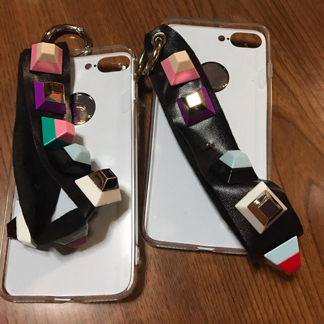 新品✳︎ iPhone7plus アイフォンケース fendi ノーブランド スマホ/家電/カメラのスマホアクセサリー(iPhoneケース)の商品写真