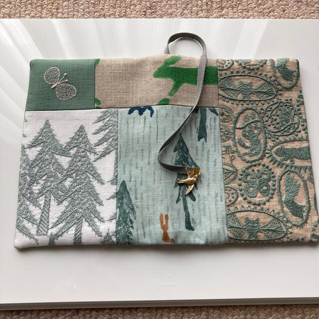 ミナペルホネン ハンドメイド ブックカバー(チャーム付) | フリマアプリ ラクマ