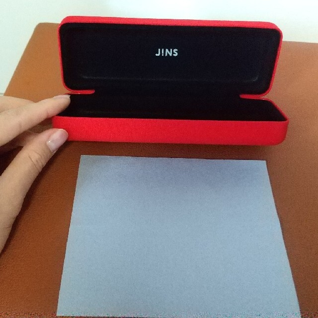 JINS(ジンズ)のメガネケース JINS 赤 メンズのファッション小物(サングラス/メガネ)の商品写真