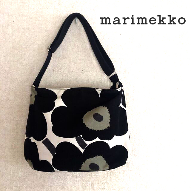 marimekko(マリメッコ)のマリメッコ★バッグ　ウニッコ レディースのバッグ(ショルダーバッグ)の商品写真