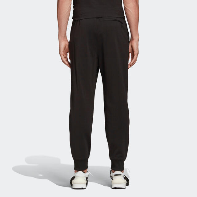 Y-3(ワイスリー)のY-3  ワイスリー M CLASSIC CUFFED TRACK PANTS メンズのパンツ(その他)の商品写真