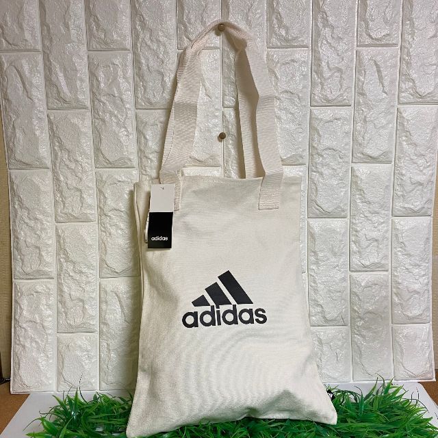 adidas(アディダス)のadidas オリジナル アディダス トートバッグ 黒色・白色　2種類セット レディースのバッグ(トートバッグ)の商品写真